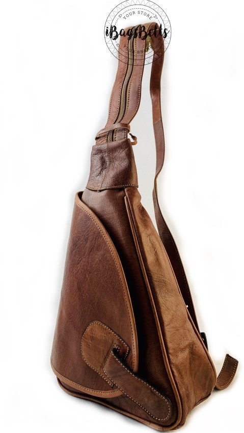 Mochila pechera de cuero natural