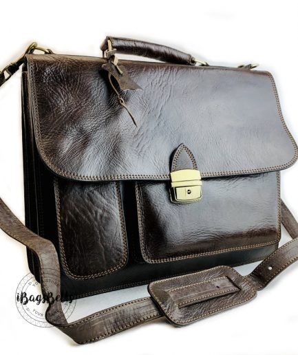 Maletín de piel con cierre de llave color marrón