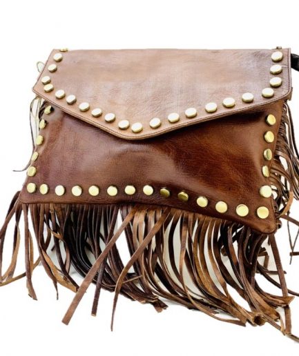 Bolso boho con flecos en piel artesanal marrón Eros