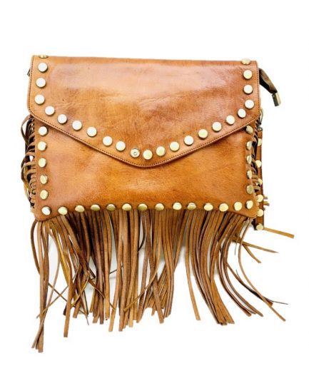 Bolso boho con flecos en piel artesanal