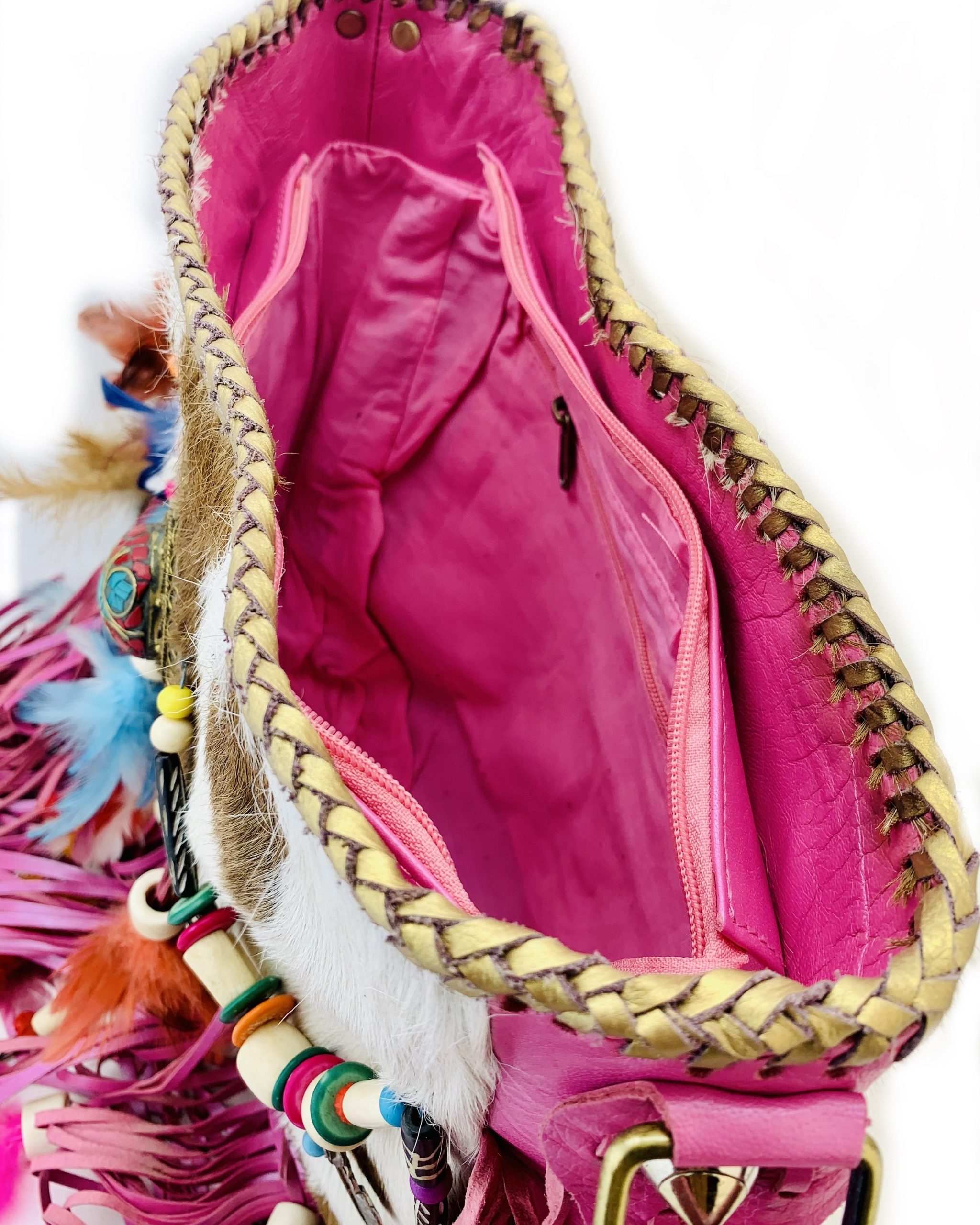 Bolso bandolera de cuero tribal animal print estilo boho rosa – IBAGS BELTS