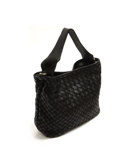 Bolso de piel lavada en color negro Booz