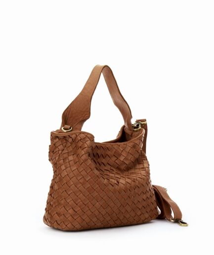Bolso de piel lavada en color camel Booz