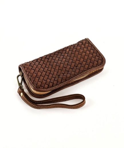 Cartera billetera trenzada de piel lavada en marrón Axel