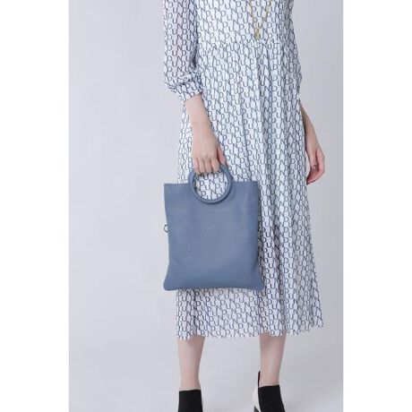 Bolso de aro en piel azul cielo Tina