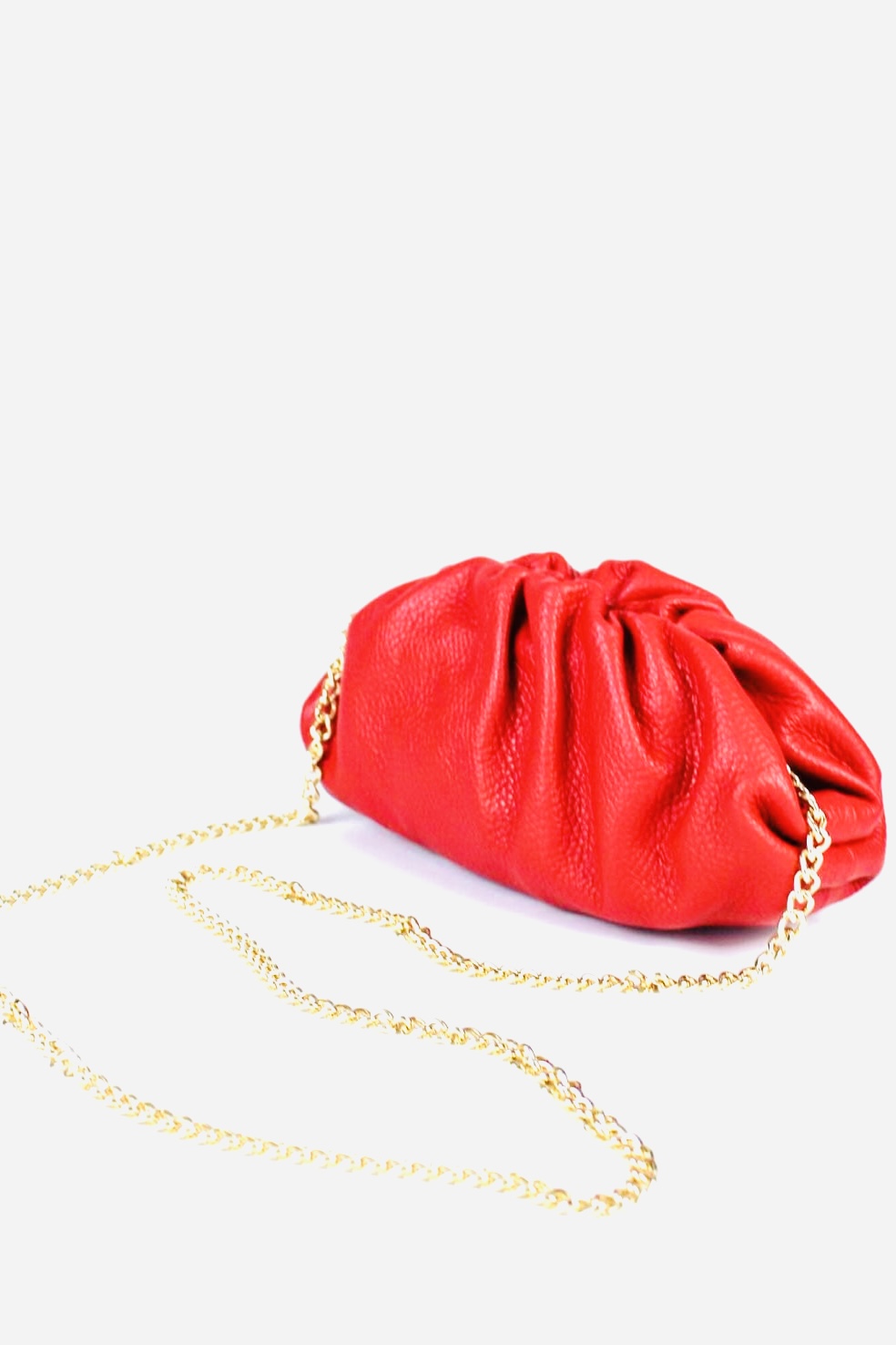 Clutch de piel rojo con cadena Anastasia