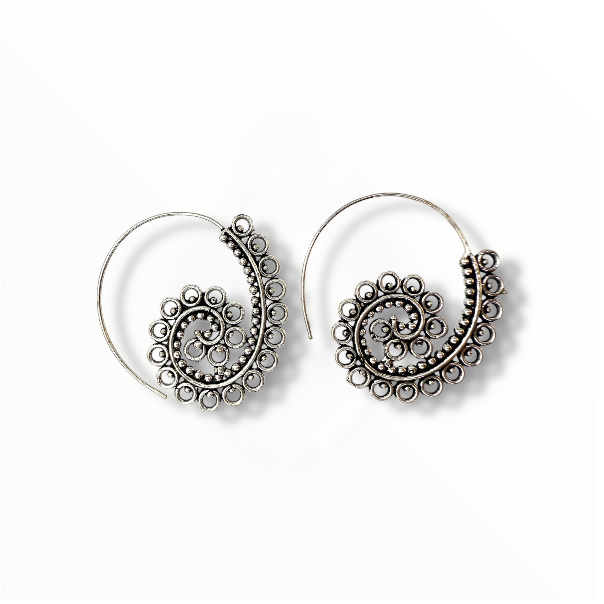 Pendientes de aro boho étnicos plateados 11