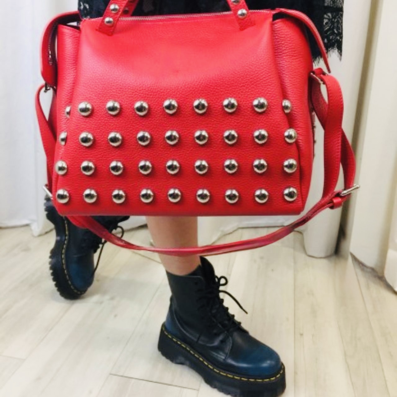 Bolso bowling en piel rojo Arua