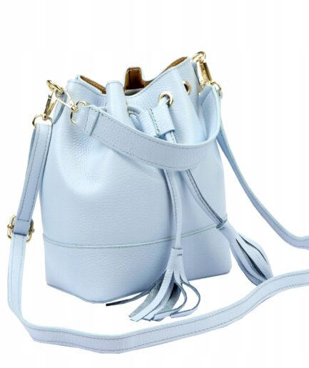 Bolso saco de cuero azul pastel chicle liso Adela