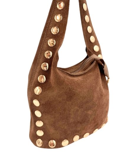 Bolso saco de serraje camel con tachas Harper
